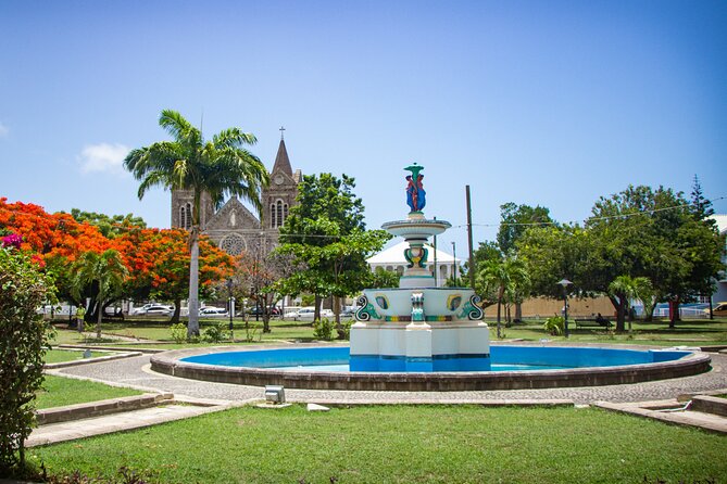 An Exciting, Scenic and Historical Island Tour - From the City to Westward History: Bloody Point and Old Road