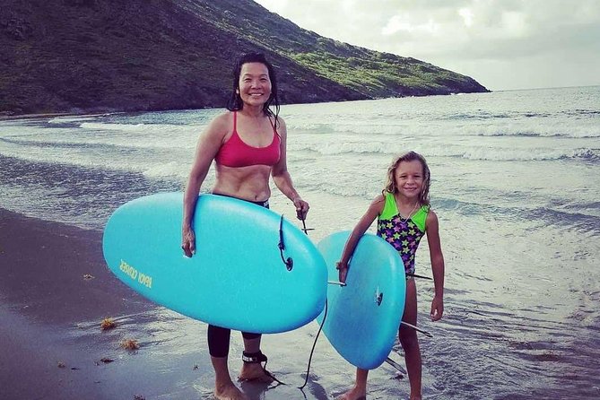 Beginner 2h Surf lesson - The short 5-minute ride to Sandy Bank Bay for better first-wave odds