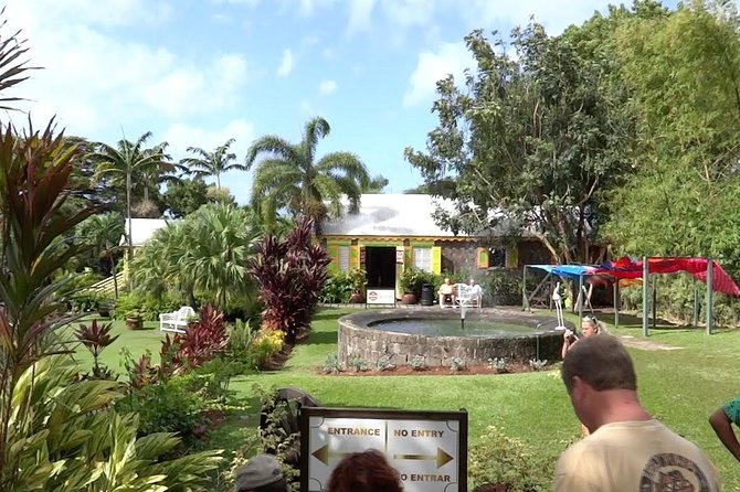 Best of St. Kitts Highlight Tour and Beach - Getting Oriented in Basseterre: The Circus, Independence Square, and St George’s Anglican Church