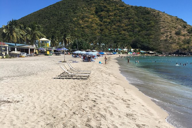 Discover St Kitts and Beach - Basseterre in a nutshell, Independence Square and the stories behind the buildings