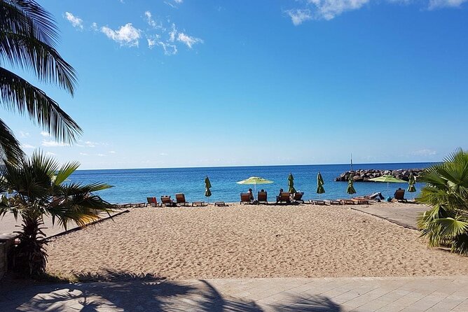 Private taxi to/from Basseterre (Park Hyatt & Cockleshell Beach) - Optional Nevis time, via the water taxi