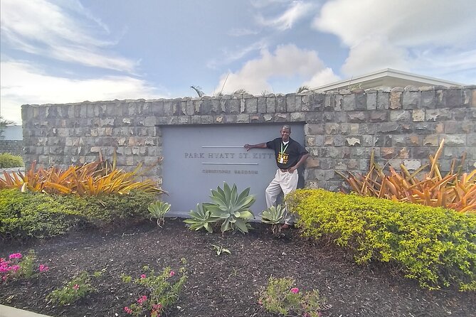 Private taxi to/from Basseterre (Park Hyatt & Cockleshell Beach) - Price and logistics, explained like a friend