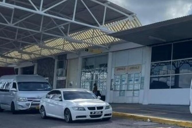St Kitts & Nevis Airport Roundtrip Transfers - The return trip: reconfirm 48 hours before so you do not play phone tag